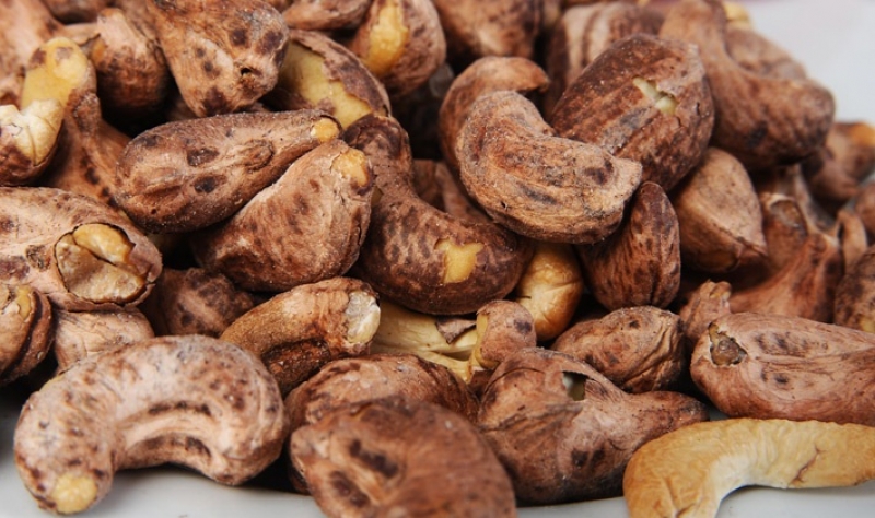 Chuyên cung cấp sỉ Hạt Điều Rang Muối Bình Phước - CỬA HÀNG THẢO DƯỢC CỔ  TRUYỀN - Cam kết bán hàng chất lượng